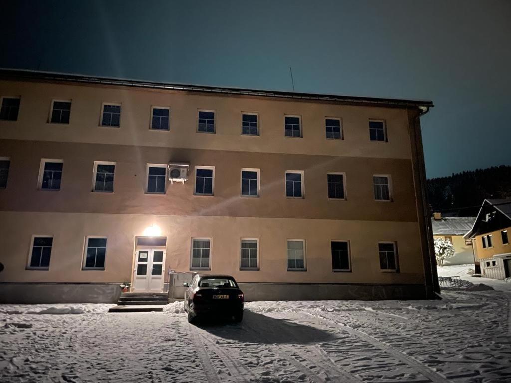 Apartment Owl Корженов Екстер'єр фото