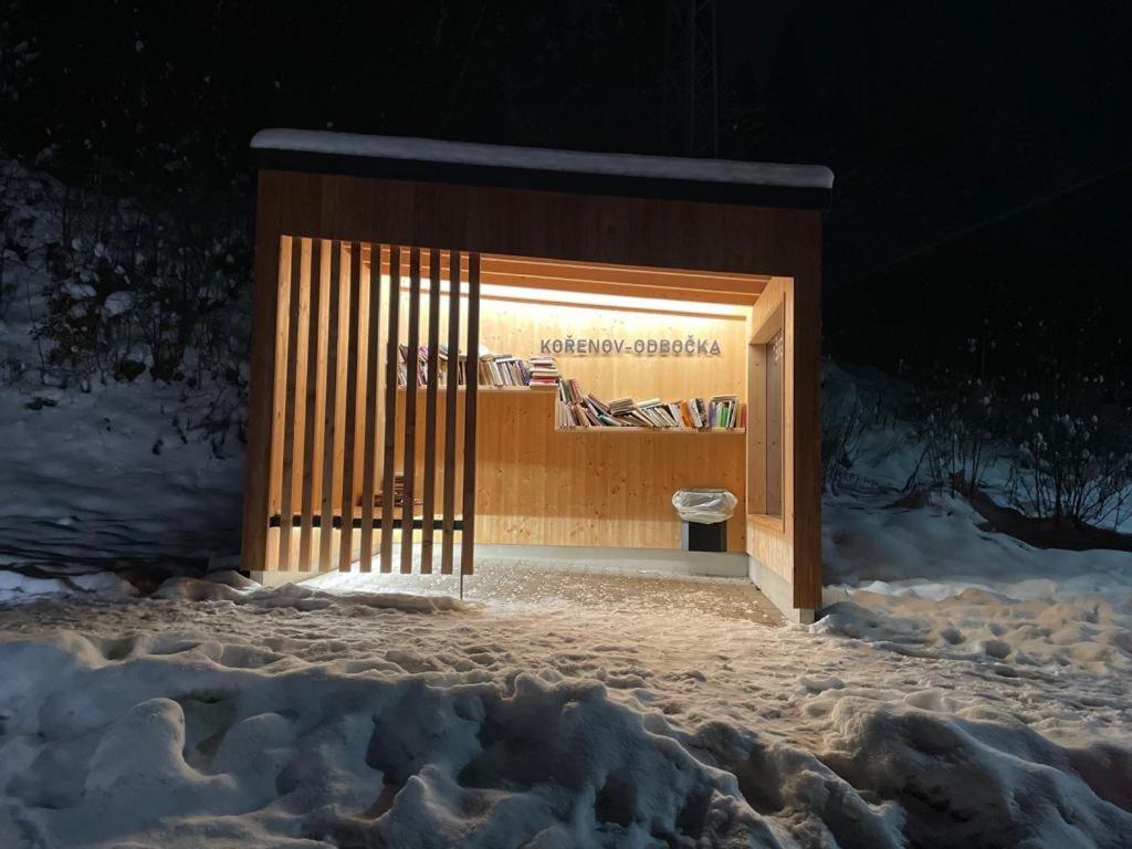 Apartment Owl Корженов Екстер'єр фото
