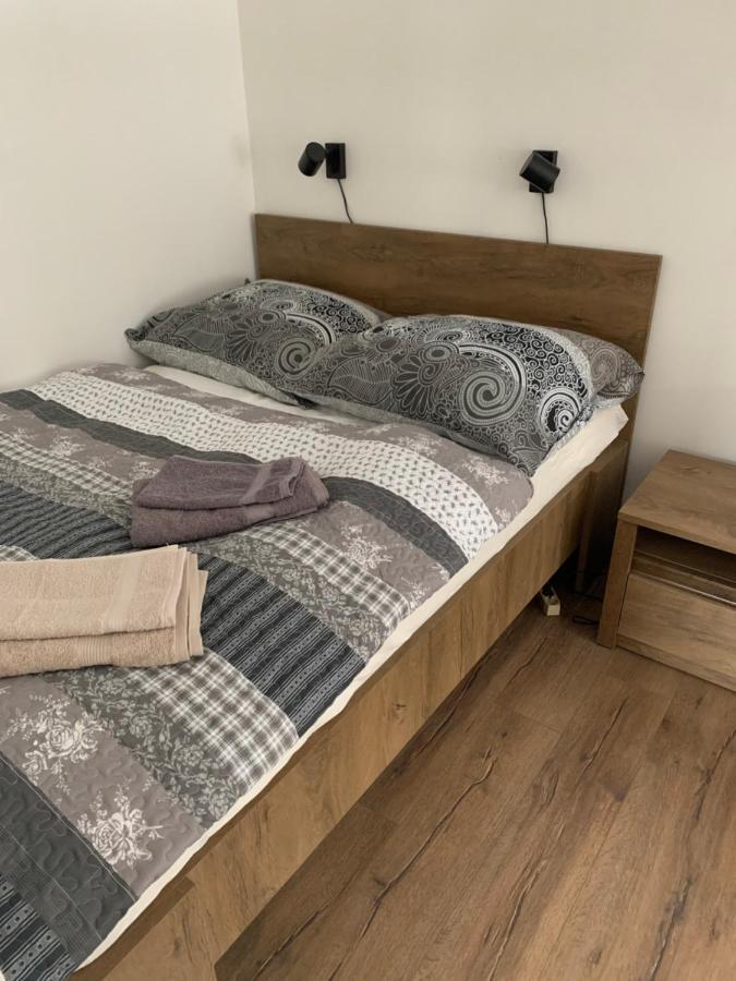 Apartment Owl Корженов Екстер'єр фото