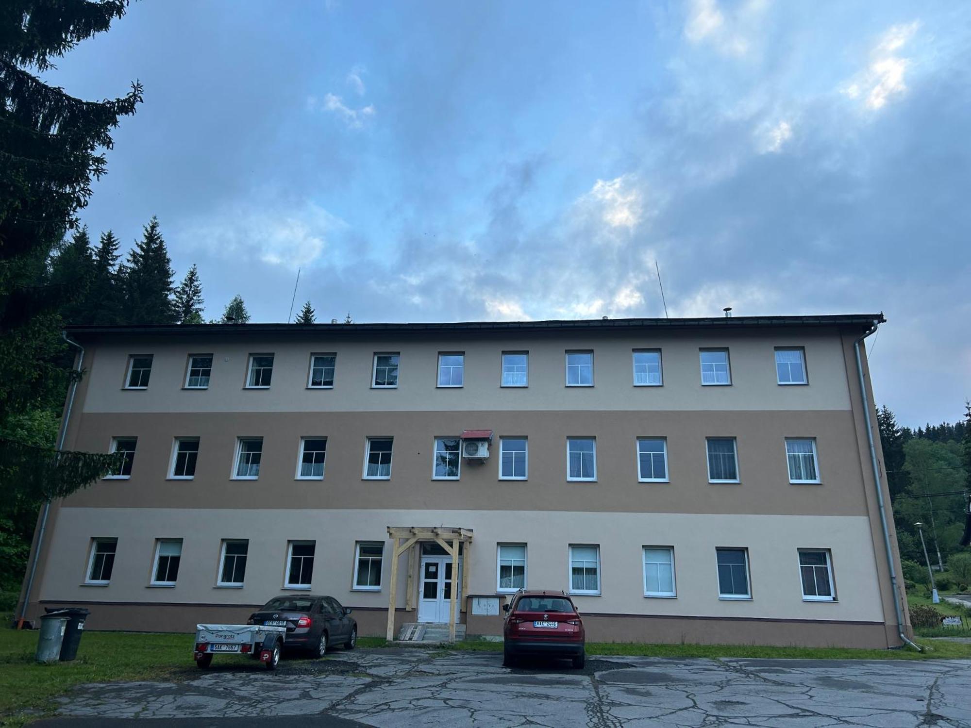 Apartment Owl Корженов Екстер'єр фото